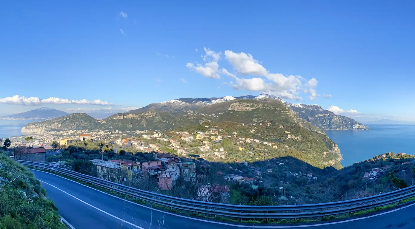 Due Golfi road from Positano
